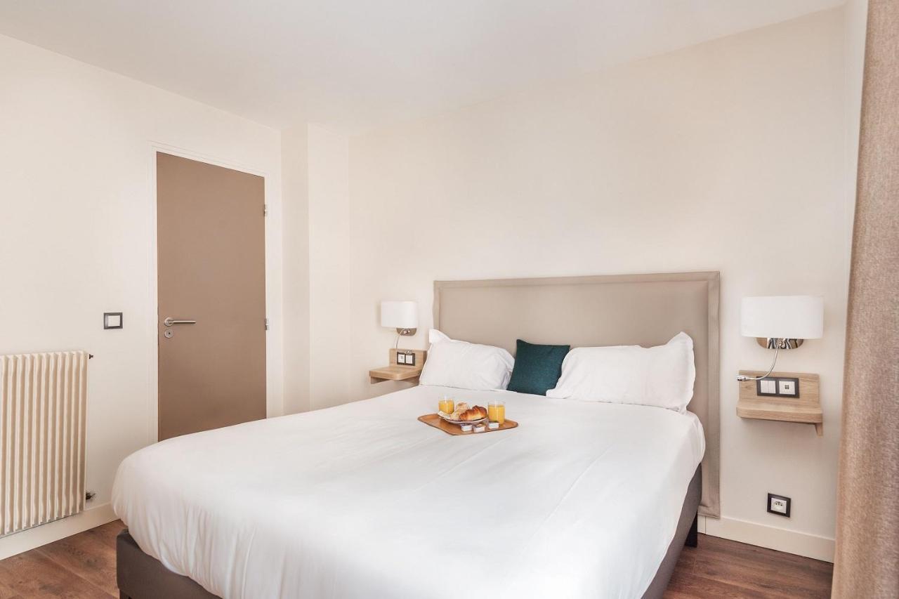 Courcelles Mederic Hotel Párizs Kültér fotó