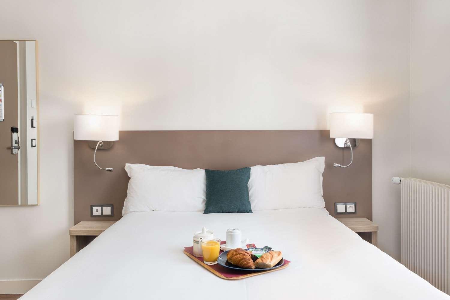 Courcelles Mederic Hotel Párizs Kültér fotó