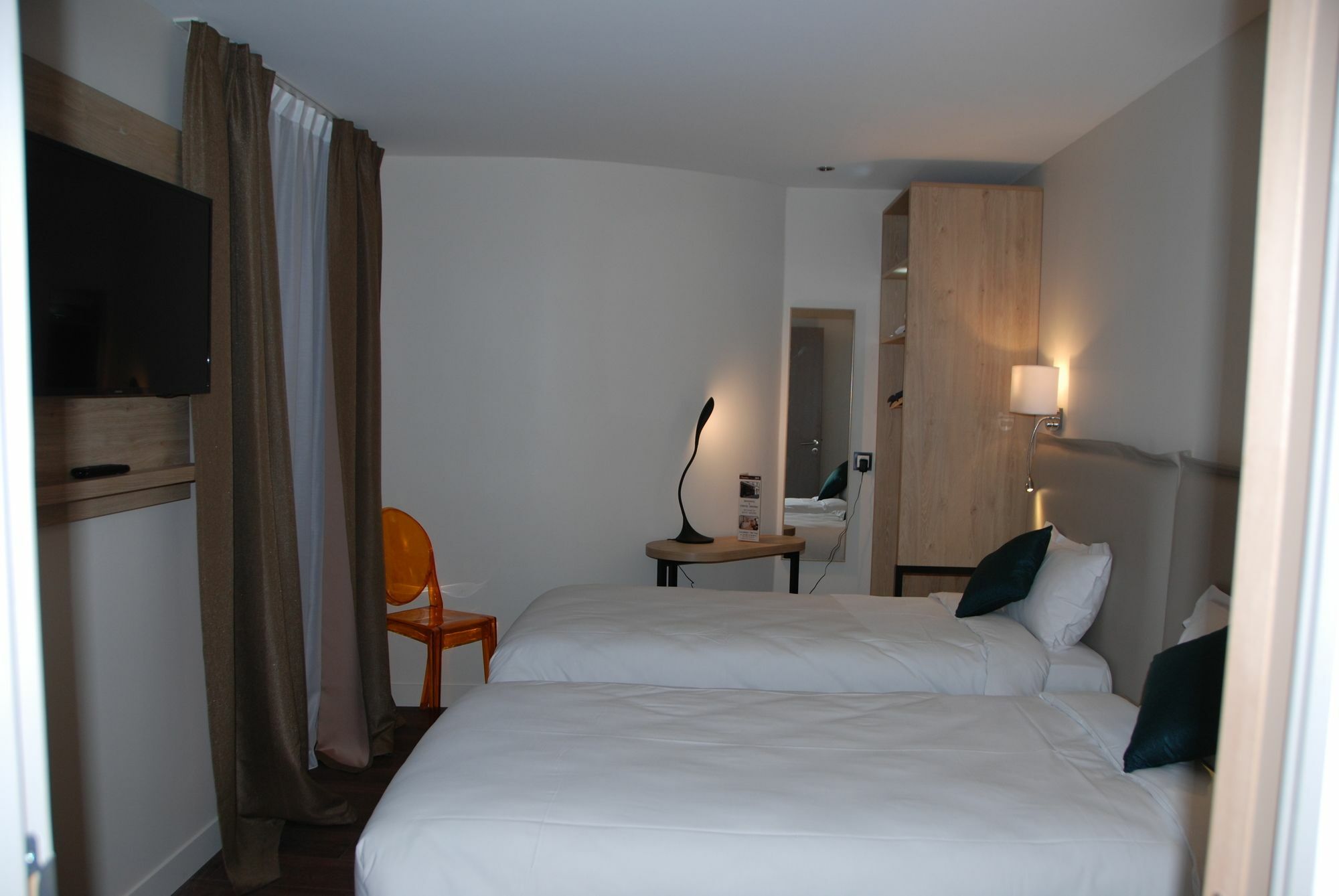 Courcelles Mederic Hotel Párizs Kültér fotó