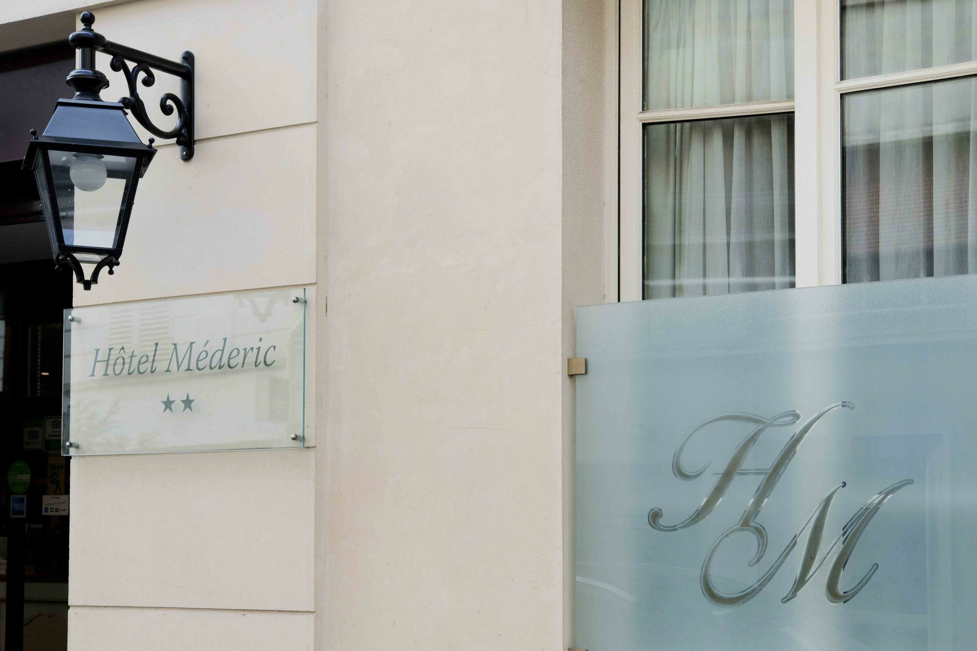 Courcelles Mederic Hotel Párizs Kültér fotó